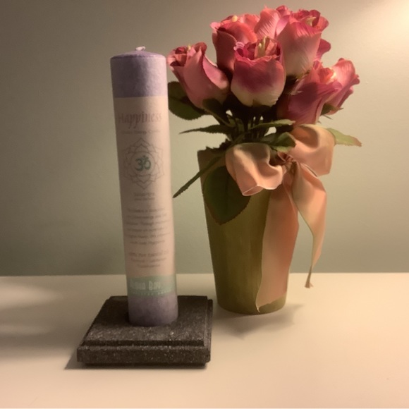 NWT! Chakra Happiness candle and holder - Picture 2 of 7